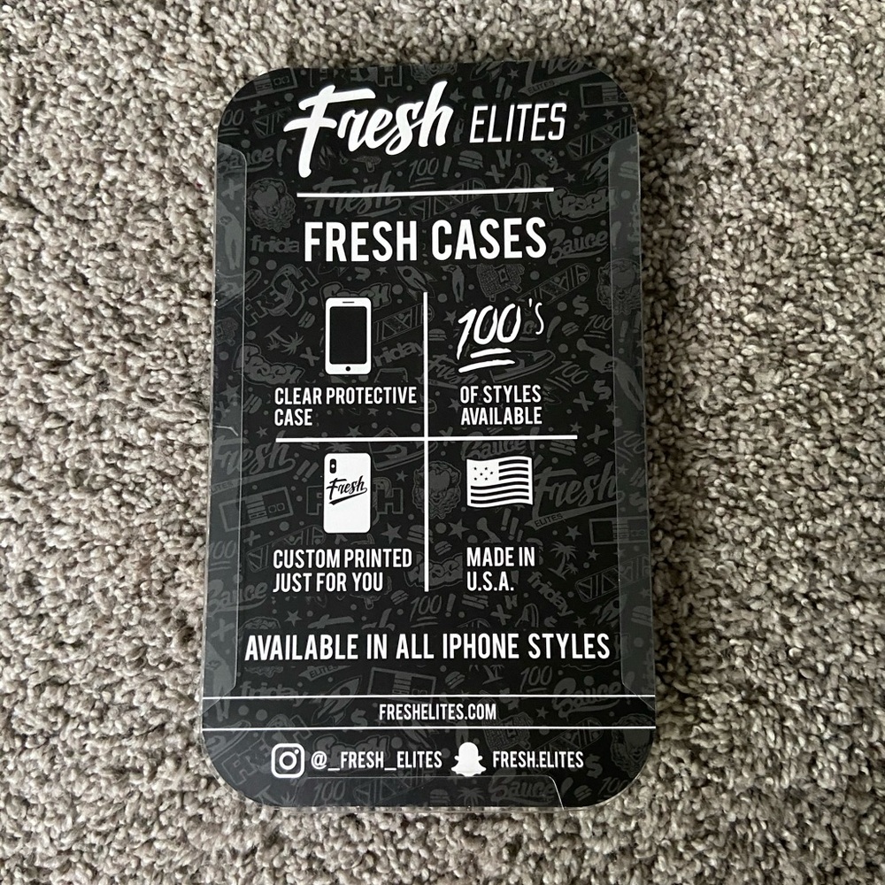 Phone Case Bundle - Picture 3 of 11